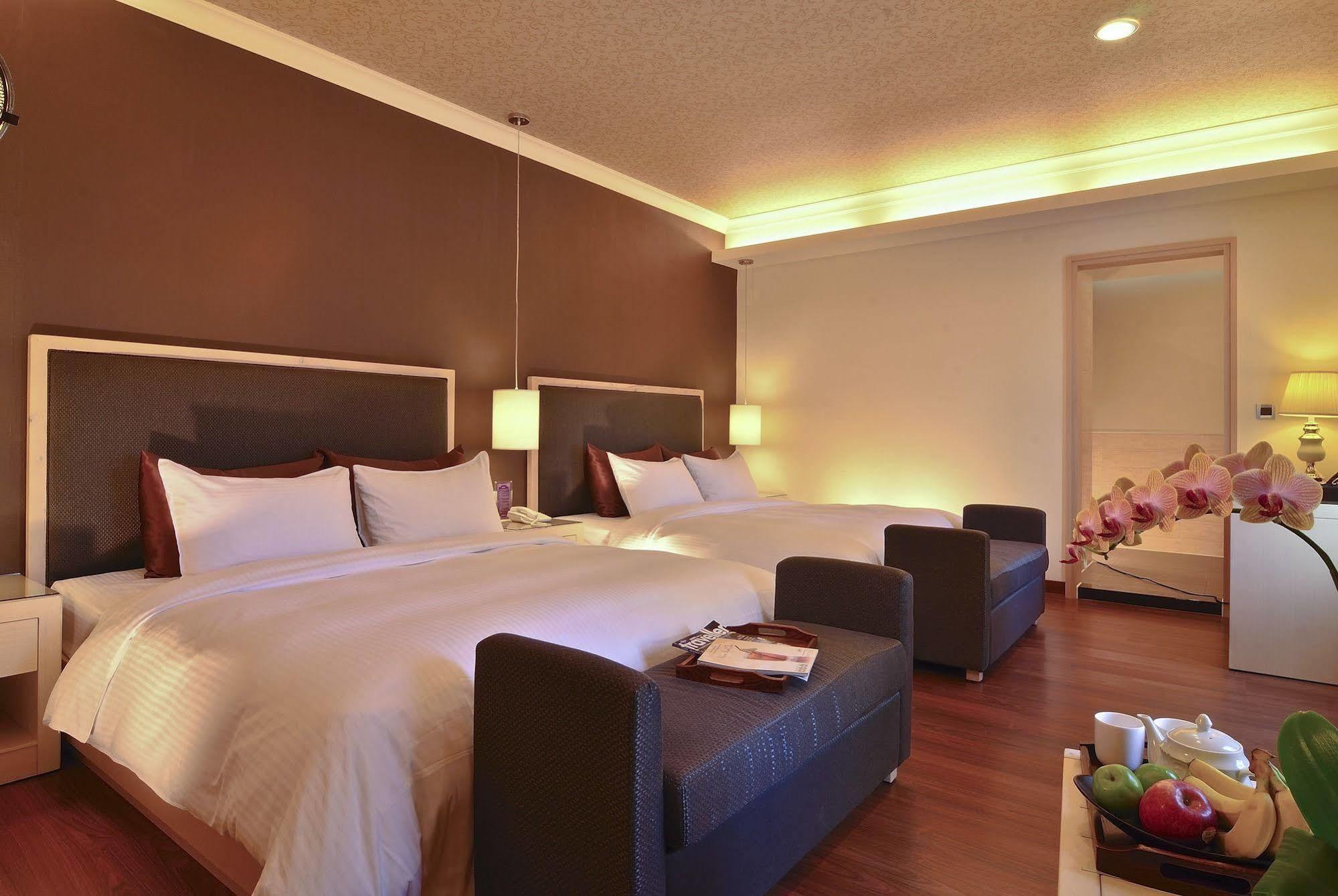 โรงแรม โมเดิร์น ผูลี ผูหลี่ ภายนอก รูปภาพ
